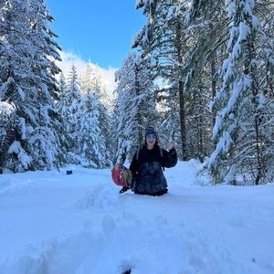 Meet your Posher, Brady